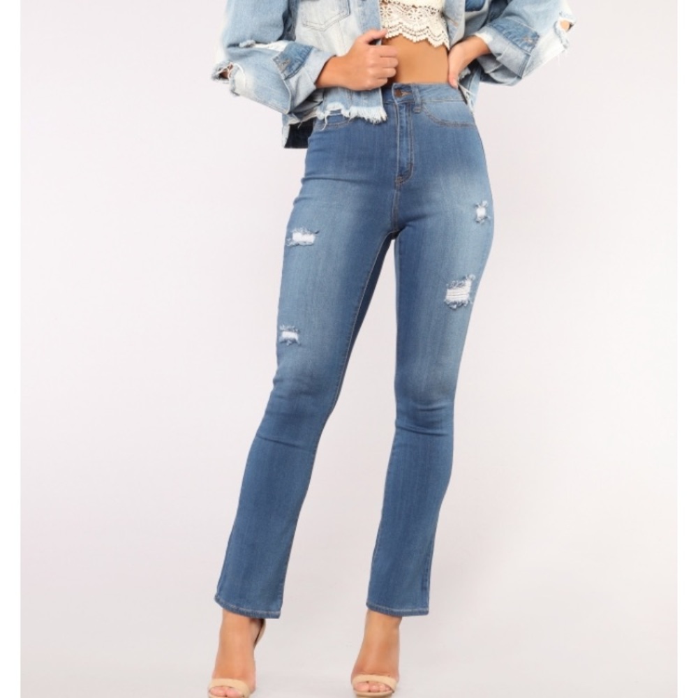 Fashion Nova Follow your bliss flare Jeans